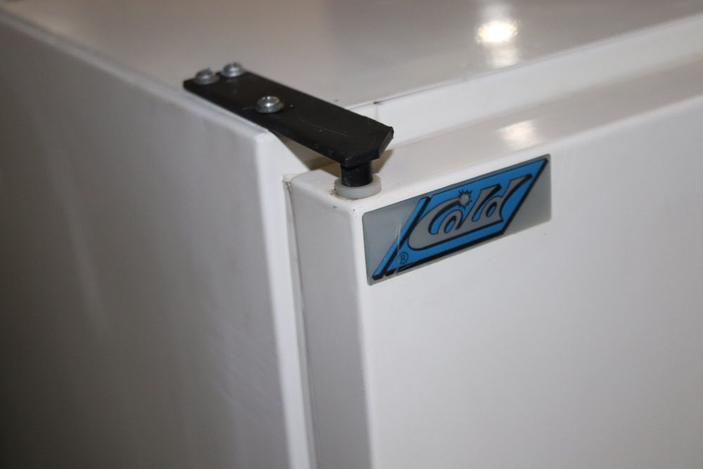 Шкаф холодильный Cold S1400 Колд 1400л двухдверный, б\у