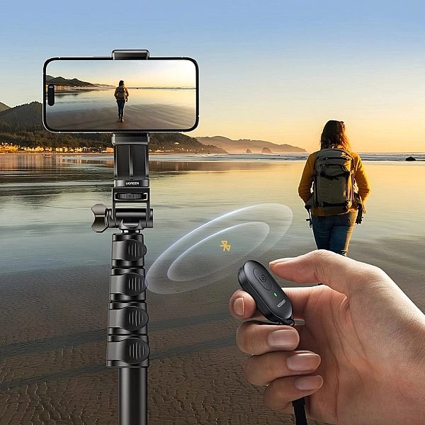 Selfie stick Ugreen LP680 ze stojakiem i pilotem Bluetooth 1.8m - czar
