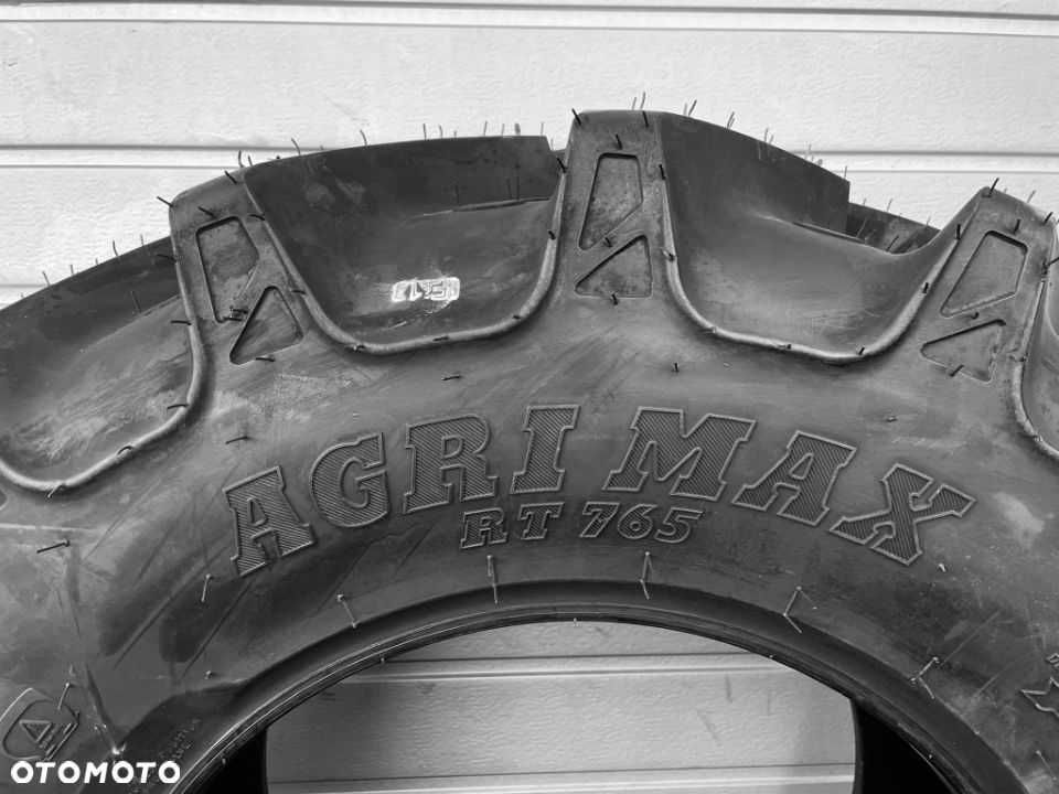 Opona Rolnicza 360/70R20 BKT 12,4R20 I 320/85R20