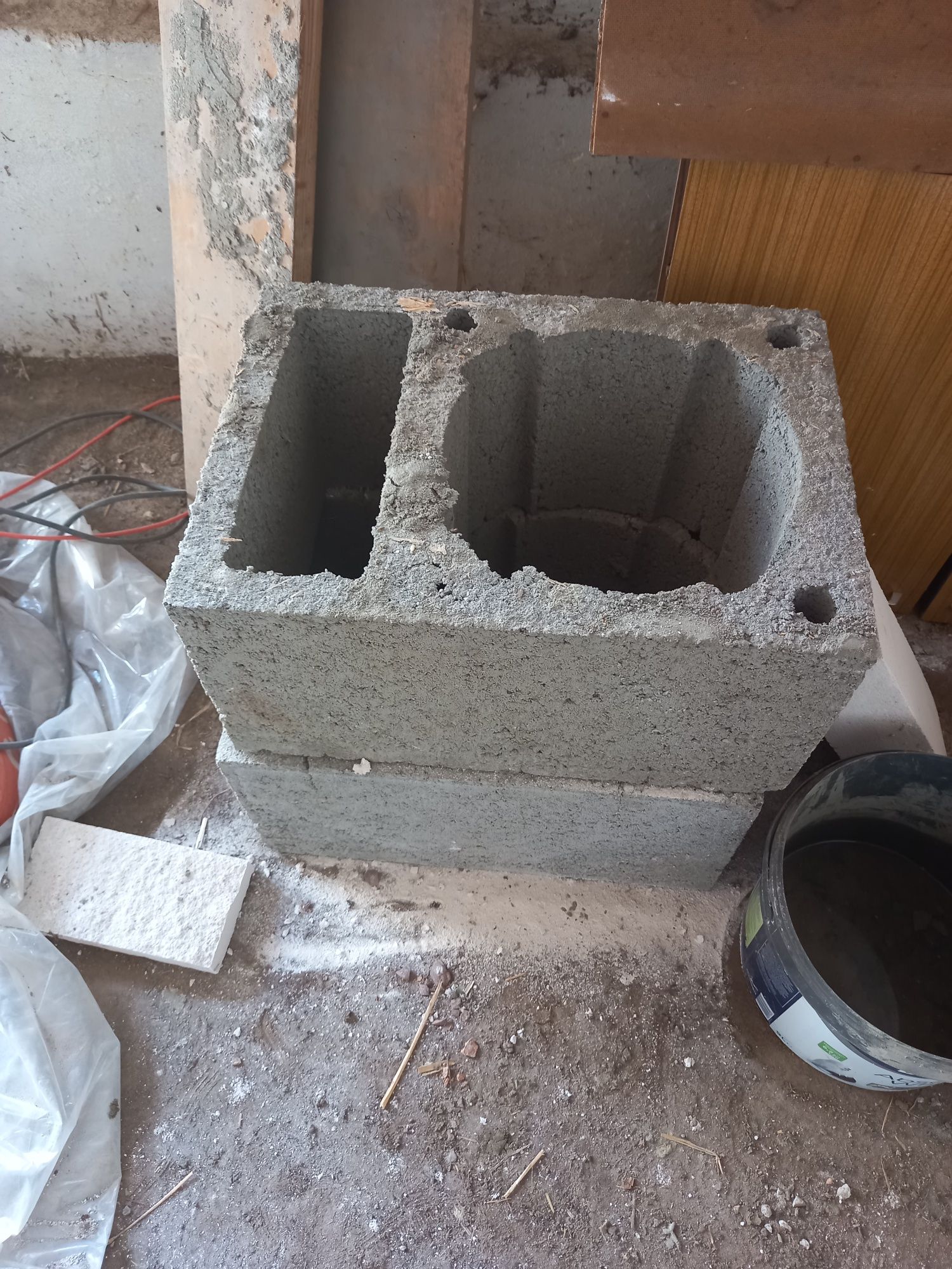 Wklad do komina ceramiczny oraz pustak kominowy