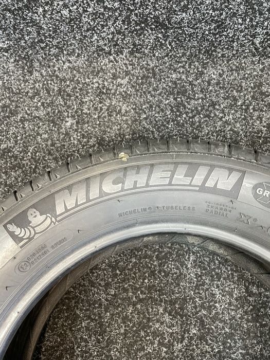 Продам Б/У шини Michelin 205/60R16 Energy Saver