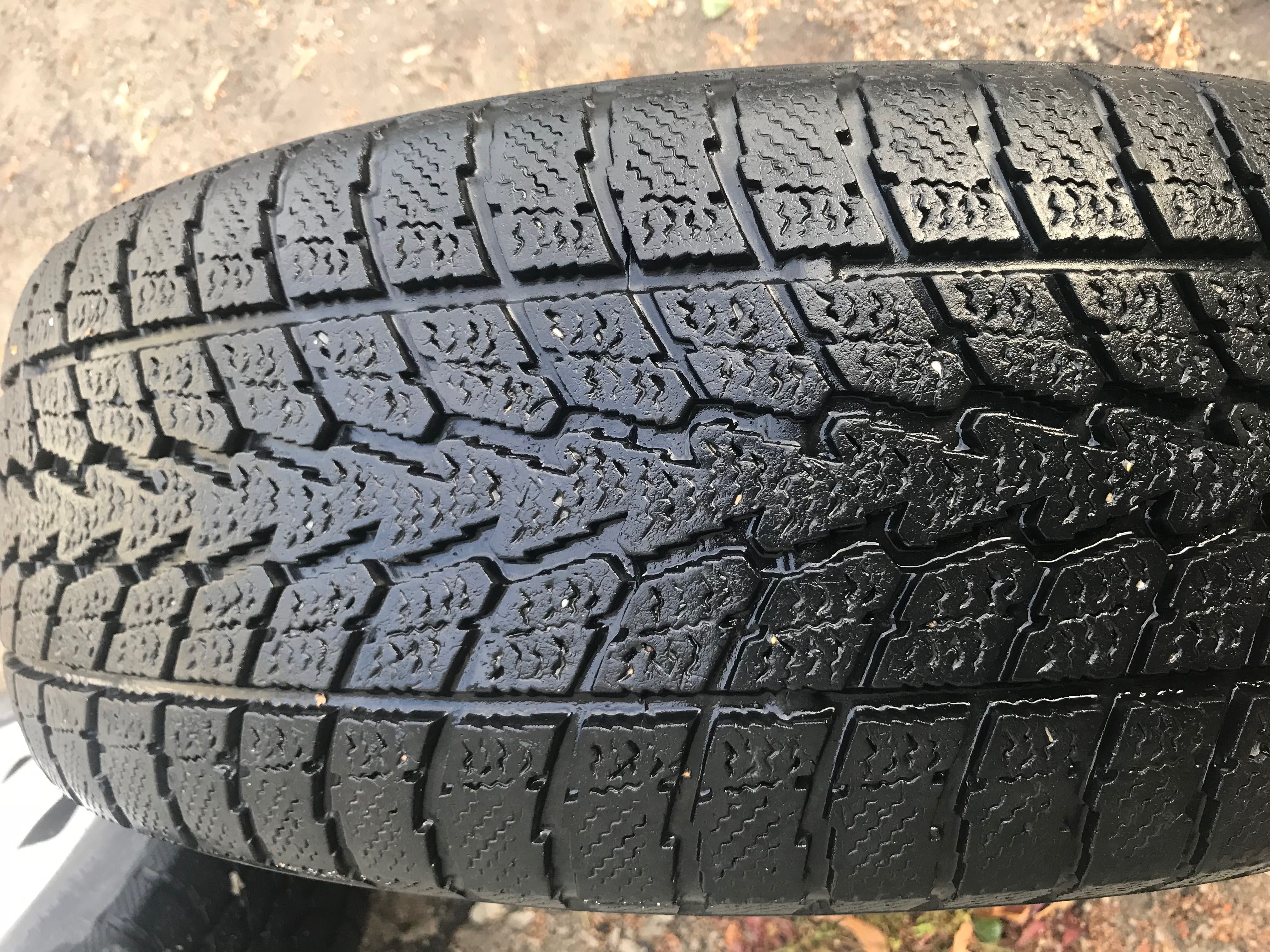 Touareg зимові колеса з дисками Toyo 225/65 r17