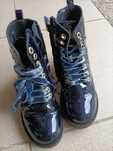 Botas de menina como novas