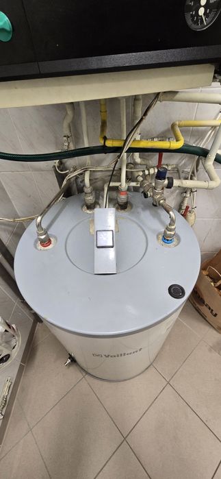 Piec c.o. vaillant plus zasobnik c.w.