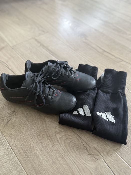 Adidas korki piłkarskie + skarpetki