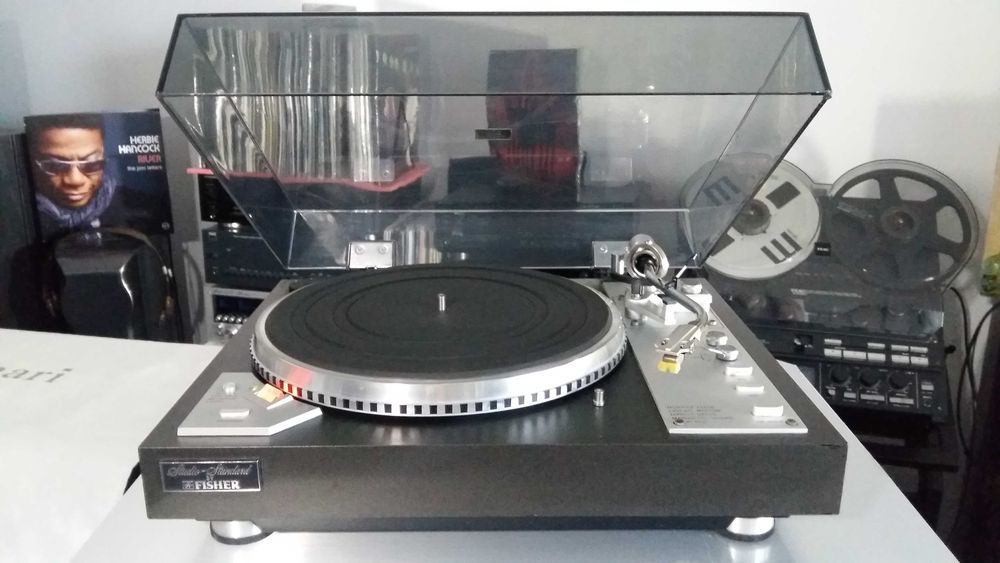 Gramofon FISHER MT-6250