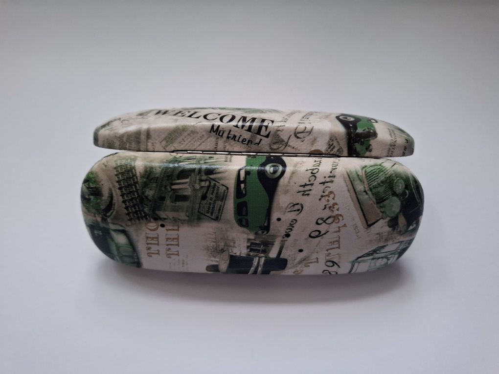 Twarde etui na okulary
