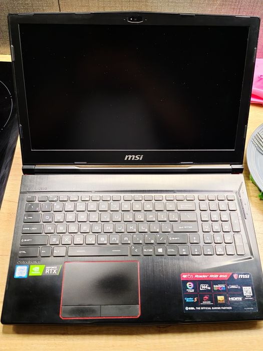MSI GE63 Raider RGB 8SF i7-8750H 24Gb nVIDIA RTX2080 8Gb SSD256gb 144