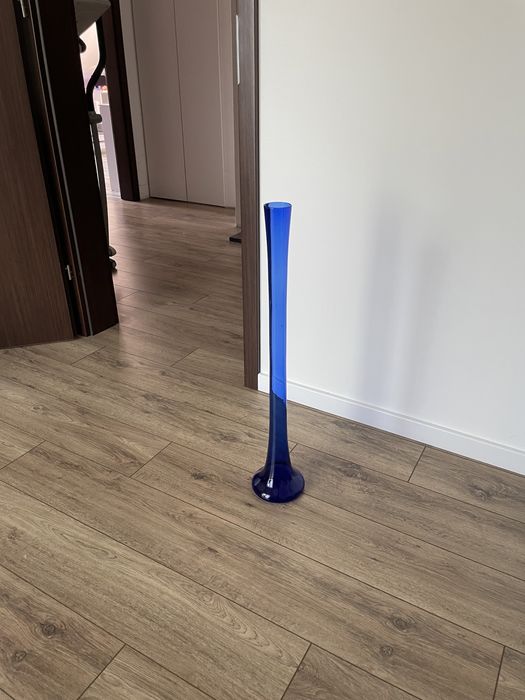 PRL, kolekcjonerski wazon, niebieskie szkło 80 cm