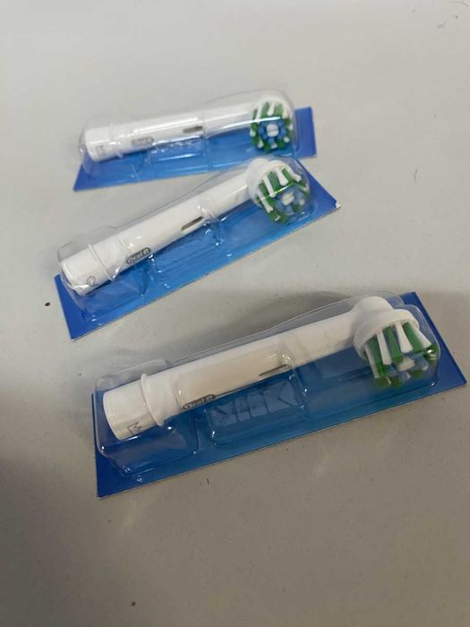 3 SZT ORAL-B PRO cross action oryginalne końcówki szczoteczek