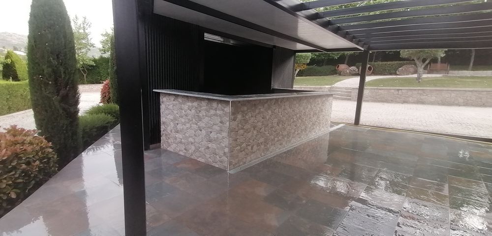 Remodelação total de interiores e exterior