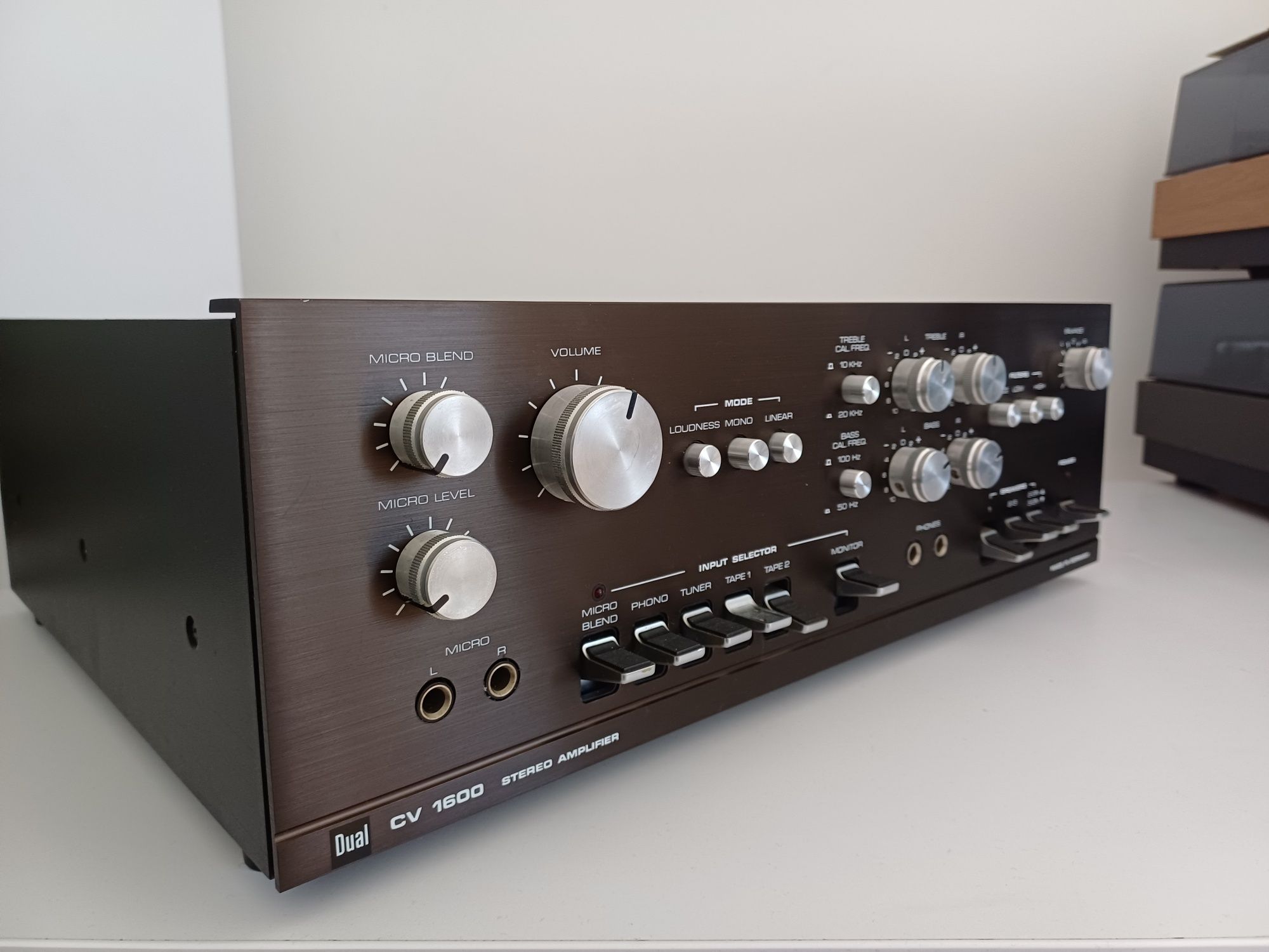 Wzmacniacz DUAL CV1600- piękne brzmienie.