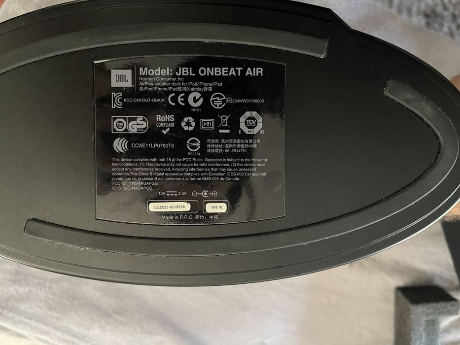 Coluna JBL onbeat air