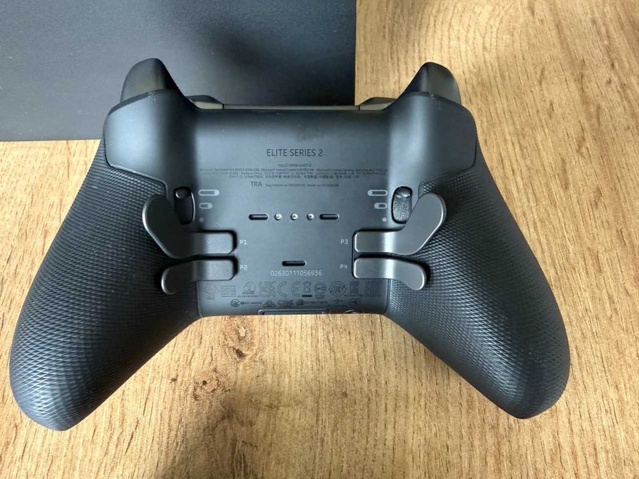 XboX Series X, 3x pad, pad elite, 4 gry, headset JBL, rok gamepass