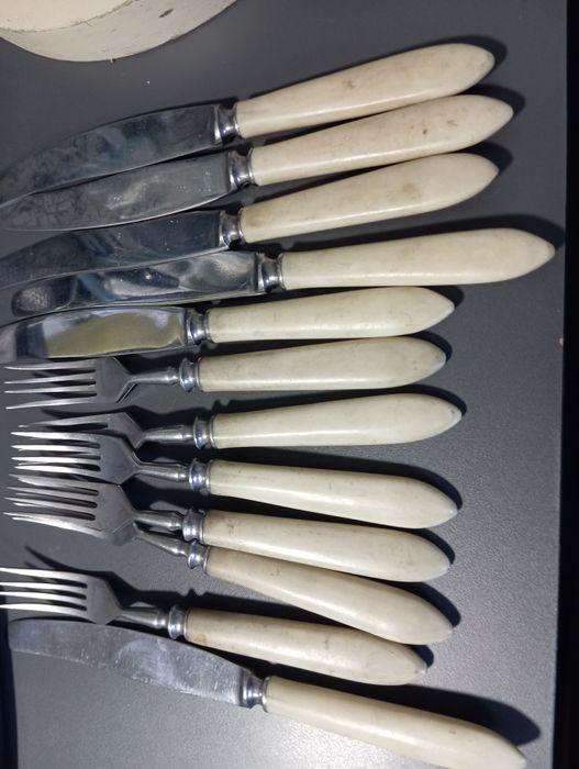 Sztućce z bakielitu