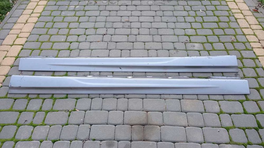 Nakładki na Progi BMW E46 Sedan Kombi M-PAKIET Silbergrau Metallic