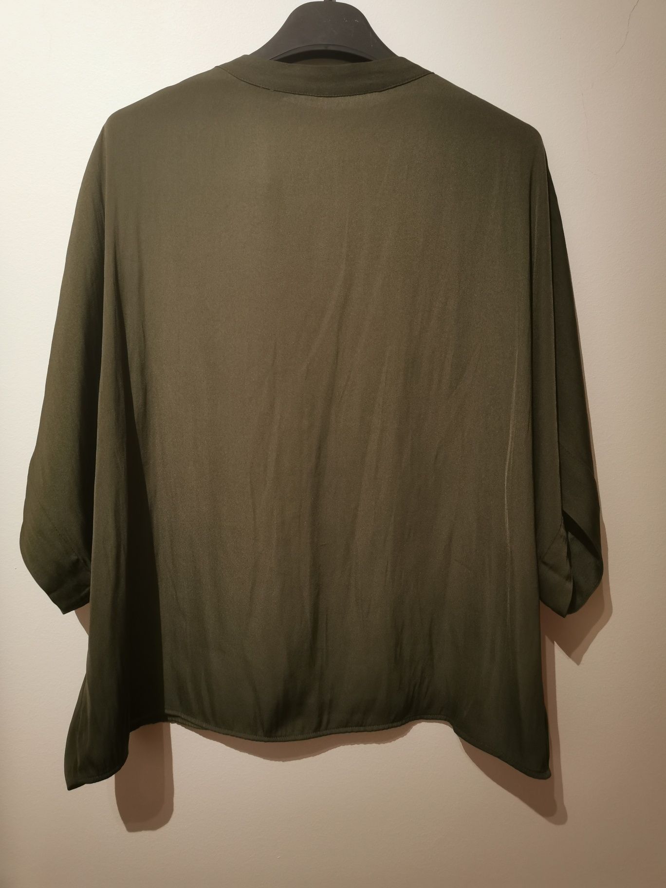 Blusa verde Mango