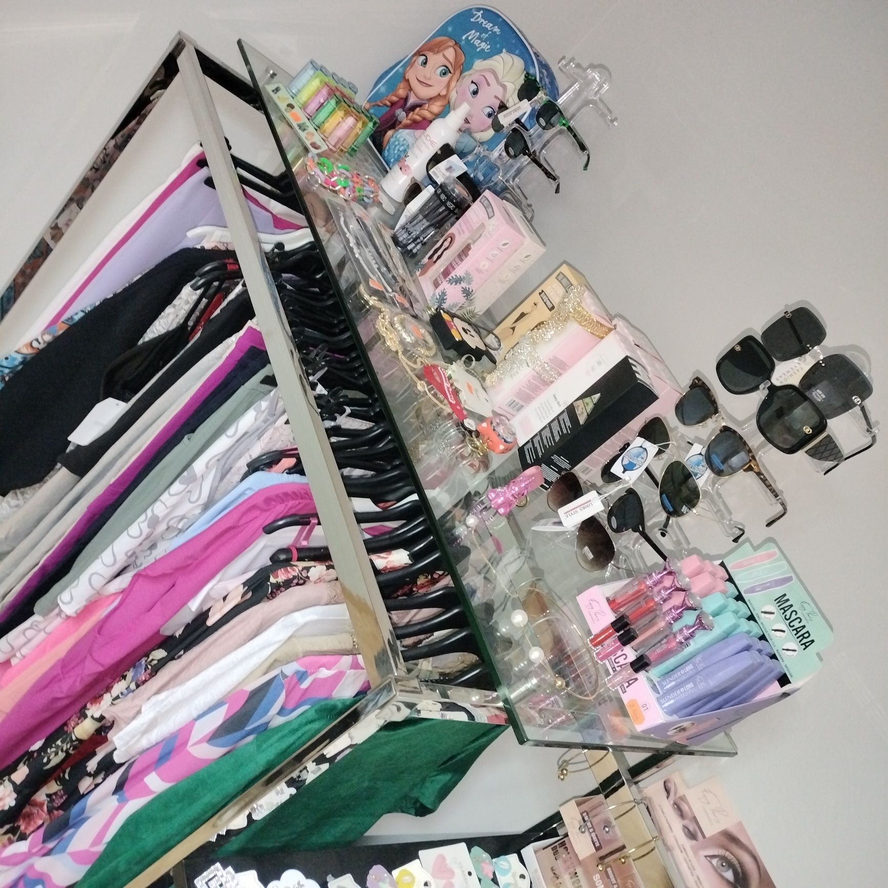 Expositor de roupa