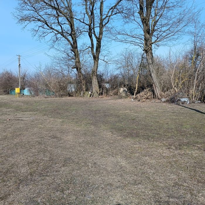 Продам земельну ділянку в селі Лозовий Яр Яготинського району