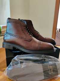 Skórzane buty Massimo Dutti