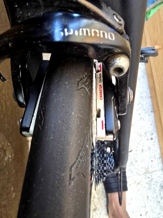 Bicicleta de estrada em carbono