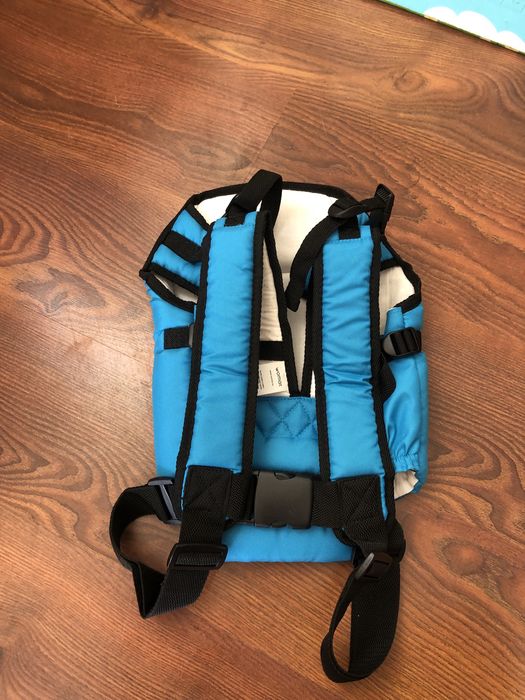 Кенгуру від Womar в ідеальному стані