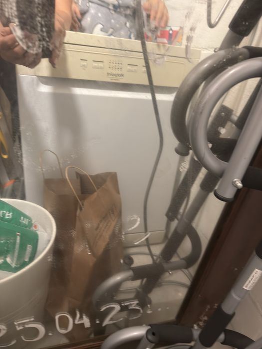 Máquina de Lavar Loiça Hotpoint Ariston