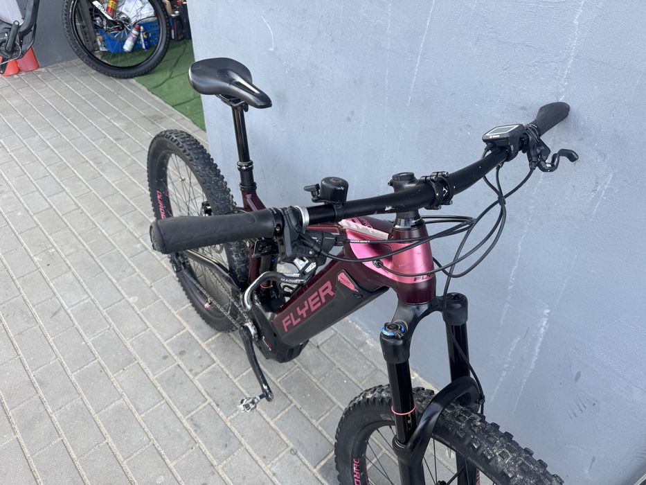 Rower Elektryczny Flyer Górski 27,5 Bosch Cx