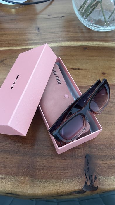 Oculos castalhos