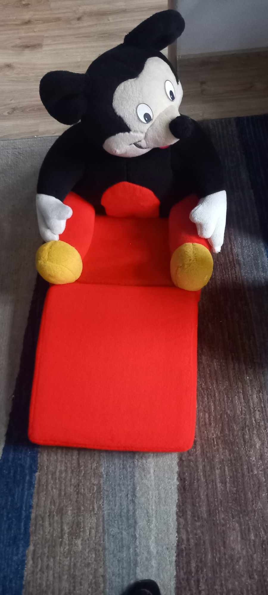 Myszka Miki fotel dla dziecka