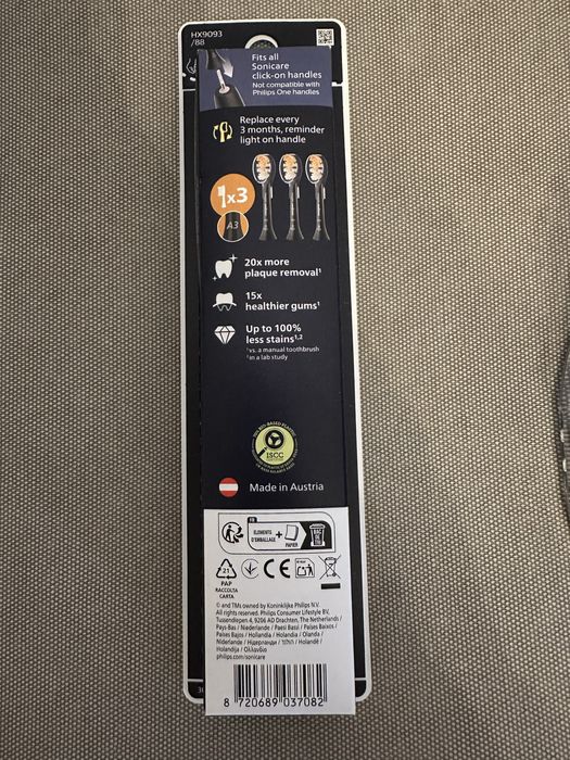 Насадка для електричної зубної щітки Philips A3 Premium All-in-One HX9