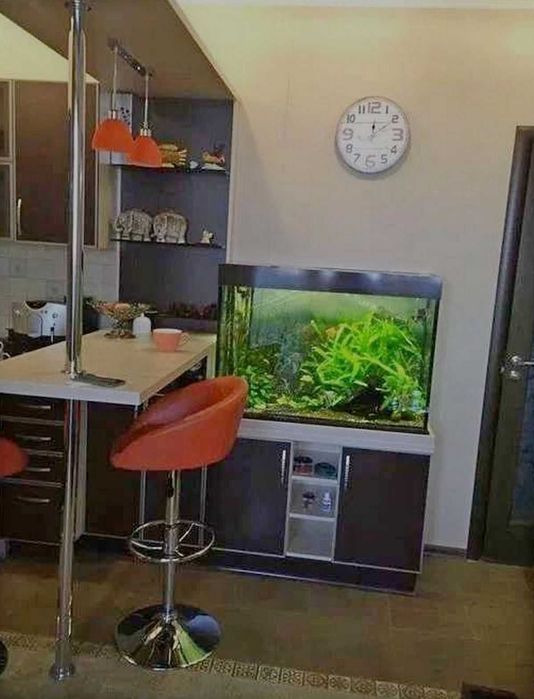 Продам 2 к. квартиру м. Героев труда (404431)