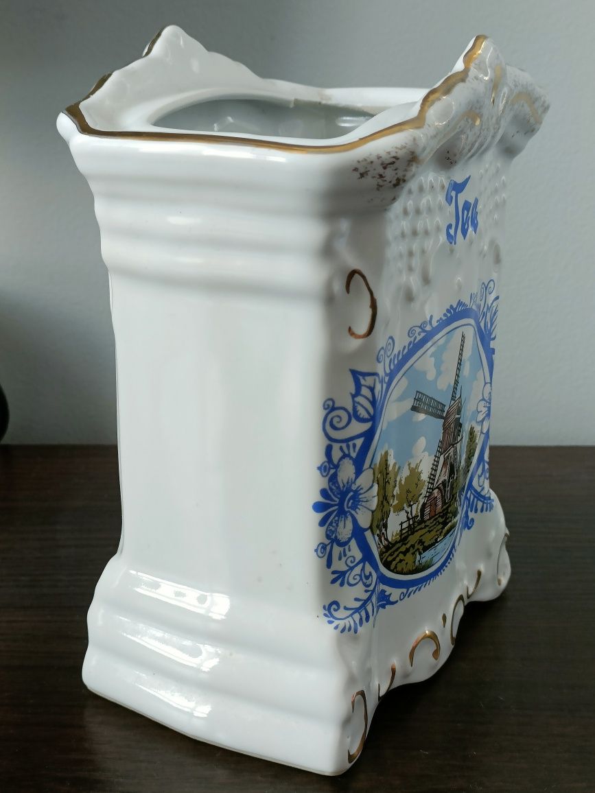 Porcelanowy pojemnik na herbatę CHODZIEŻ