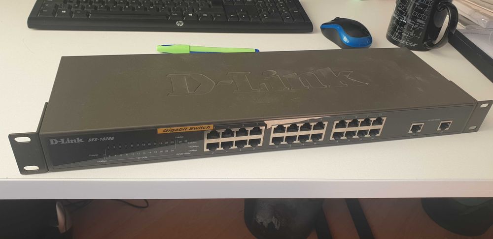 Switch D-Link DES-1026G