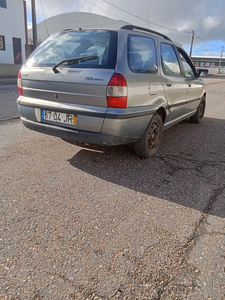 Vendo carrinha com seguro ate 2026.