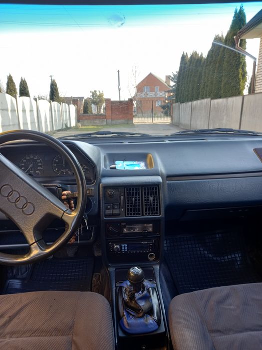 Продам aydi 100 обем 1,8 бензин газ