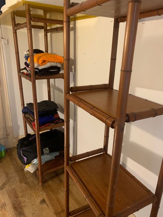 Lote de 2 Estantes de madeira