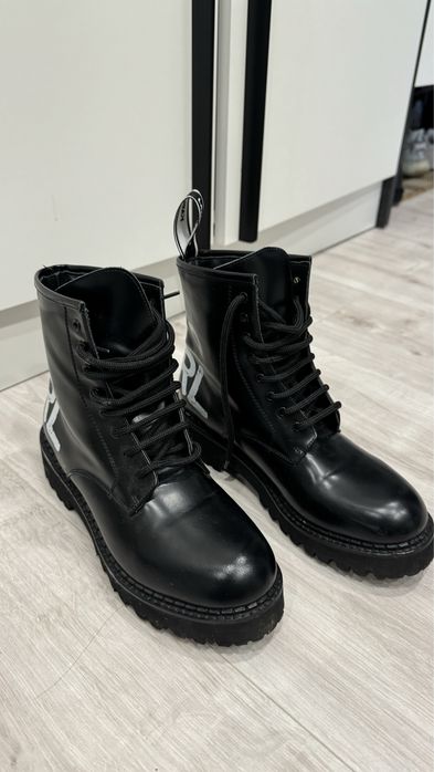 Чоботи ОРИГІНАЛЬНІ karl lagerfeld