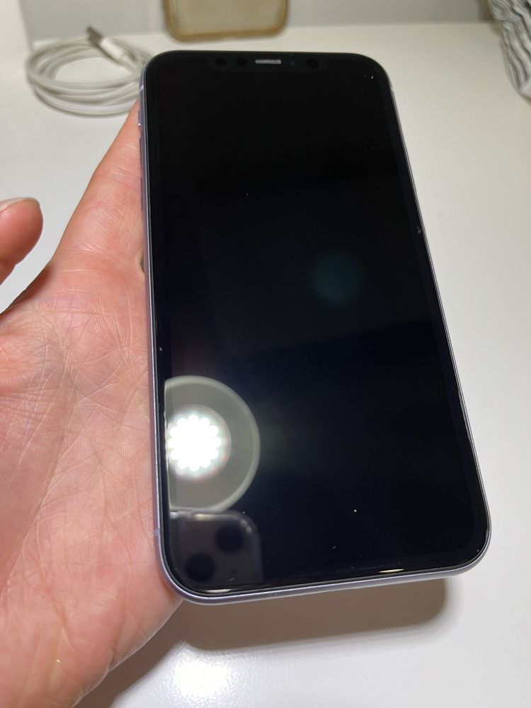 Iphone 11 fioletowy 64gb