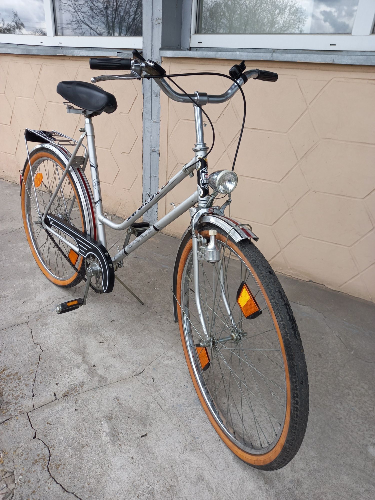 Велосипед жіночий Escorte , планетарка 3 ск , 26" колеса.