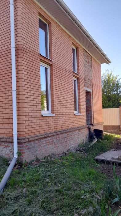 Продам будинок на Леваді, з виходом парк по ціні квартири в новобудові