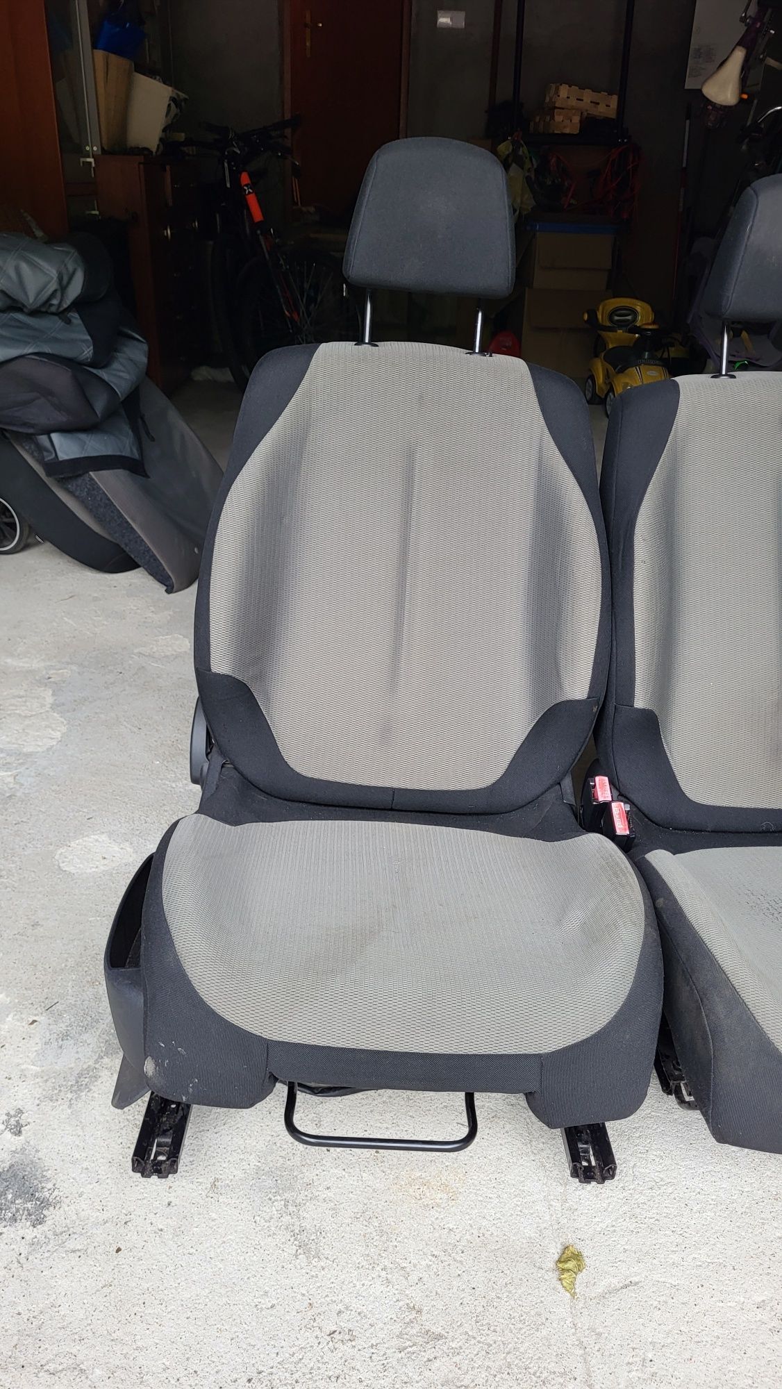 Fotele + kanapa do Citroen C4 04-10 (kanapa prana, pokrowce gratis)