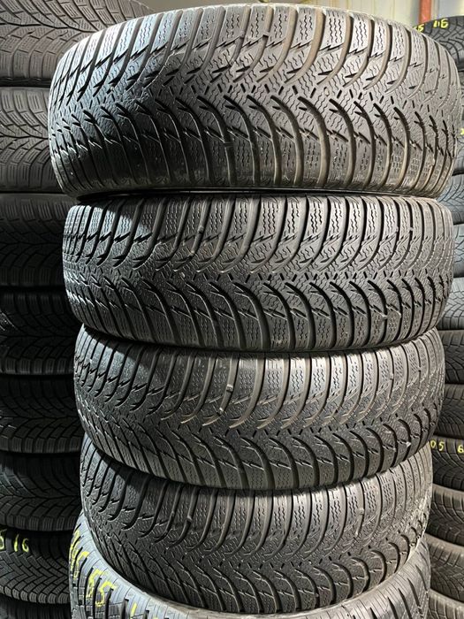 Комплект зимової гуми 205/60/16 Kumho