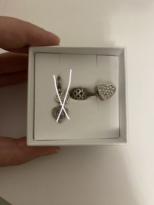Срібне кільце та шарми в стилі Pandora
