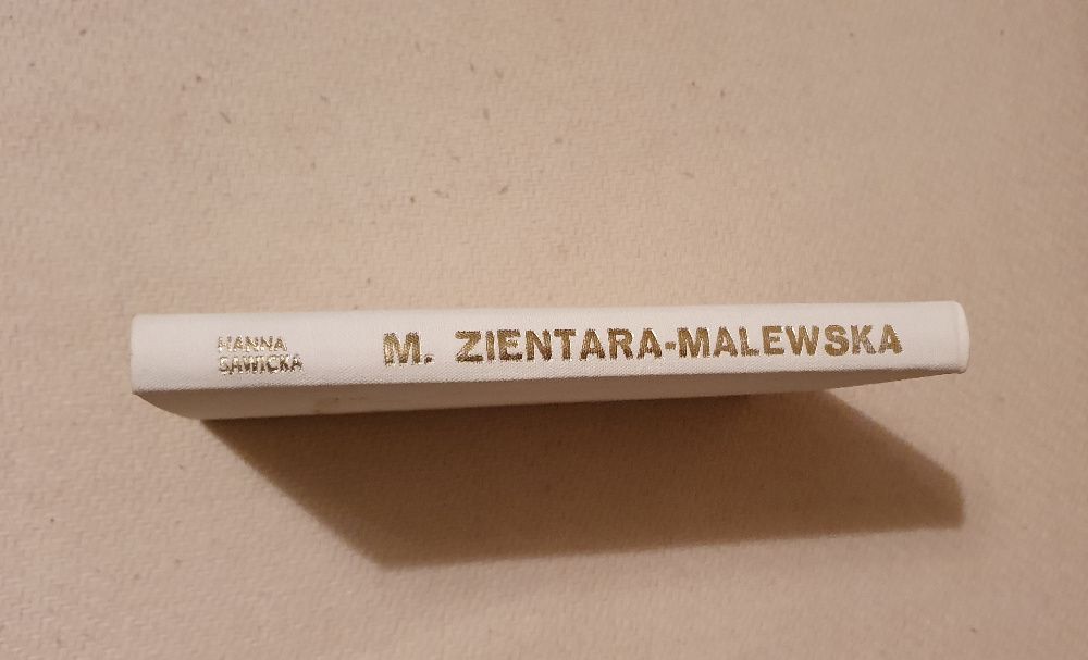 Sprzedam książkę "Maria Zientara Malewska" Hanna Sawicka.