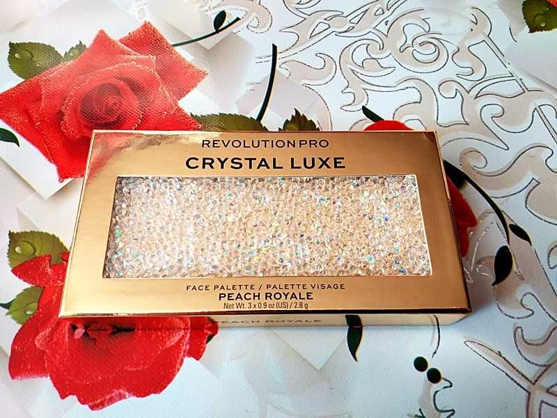 revolution pro crystal luxe peach  royale paleta