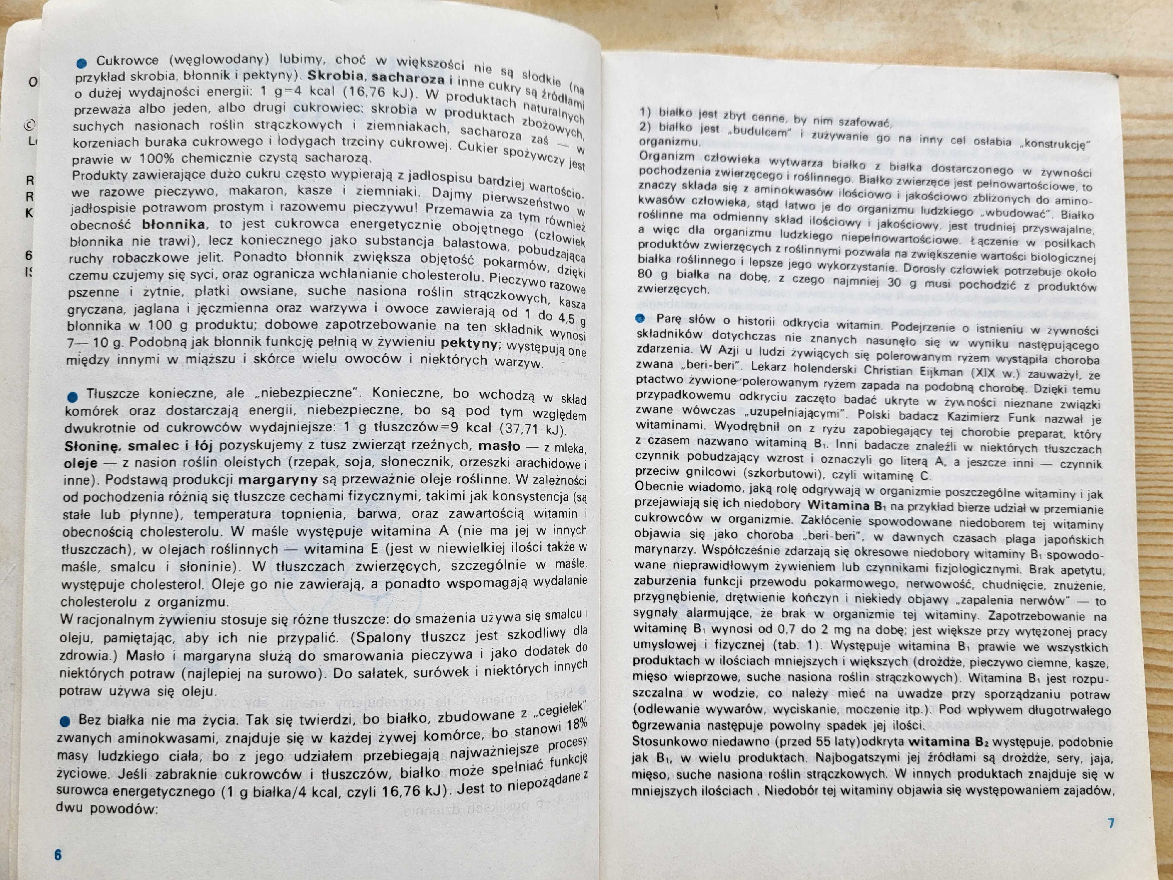 K. Tarnowska, B. Szczepańska "Posiłki pod gruszą" -stan BDB- NAJTANIEJ