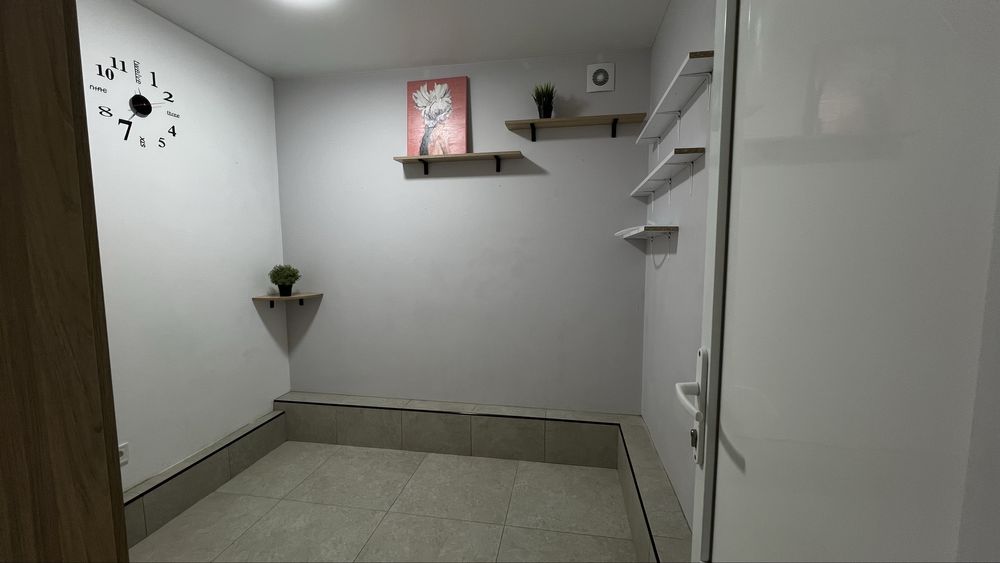 Оренда 2-х робочих місць у діючому салоні краси