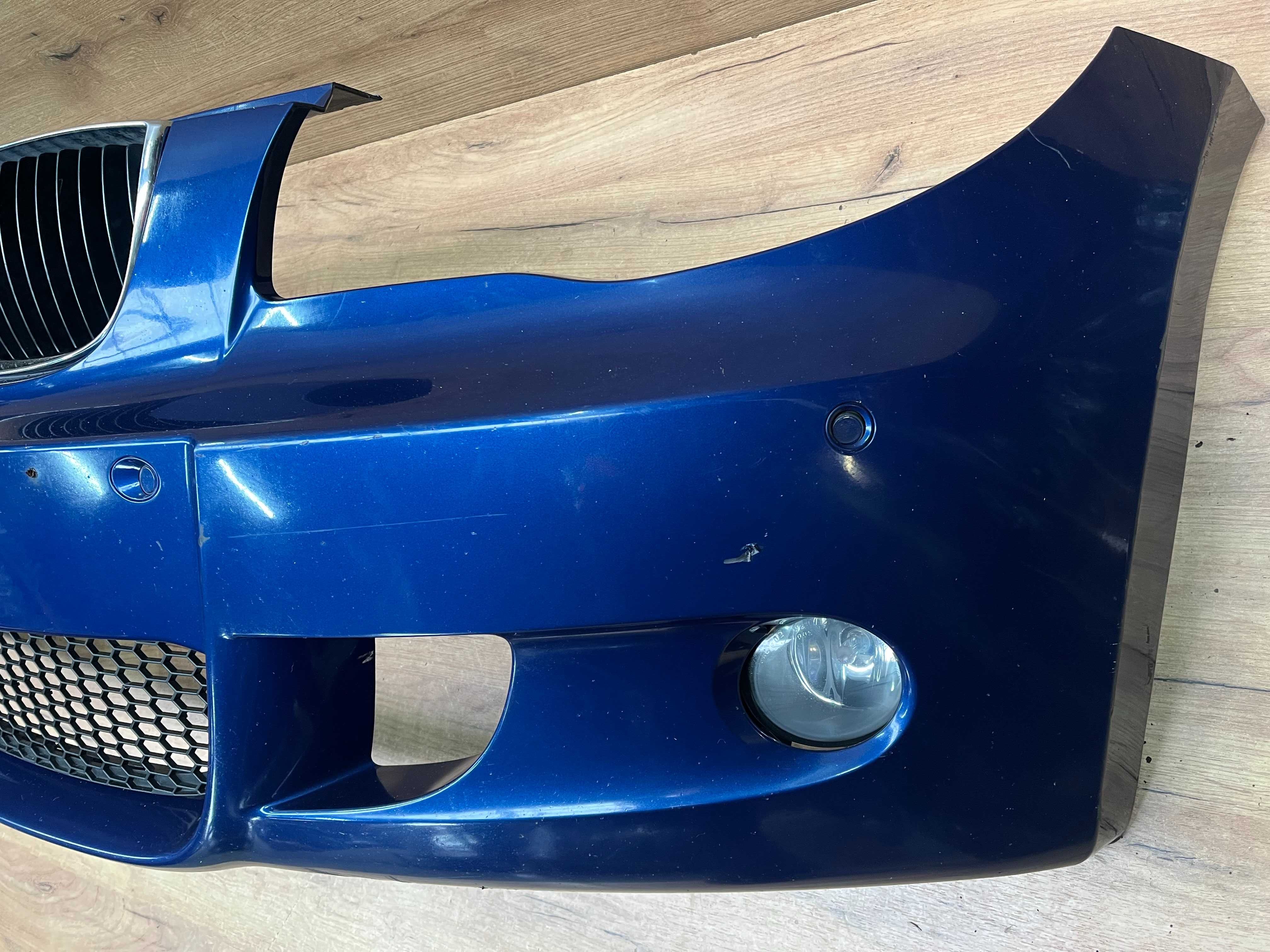 Zderzak przedni Bmw 1 E87 M-Pakiet 4x pdc kolor lemans blau metalic