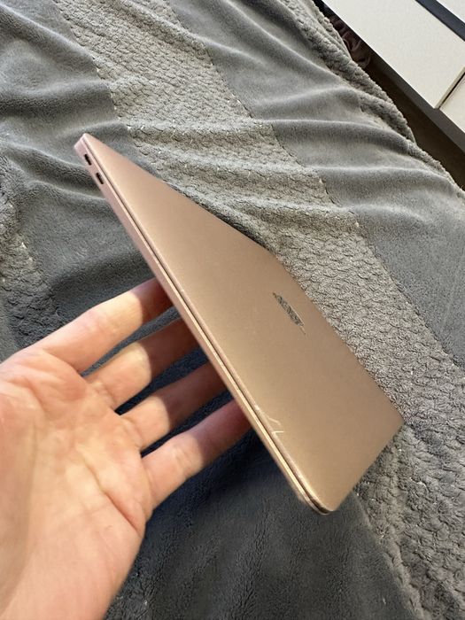 macbook air m1 8/256